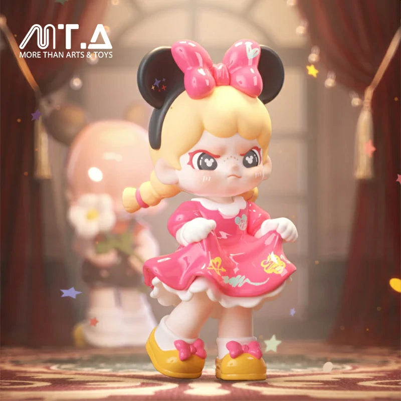 Disney DORA Loves Mickey Series Figures Blind Box