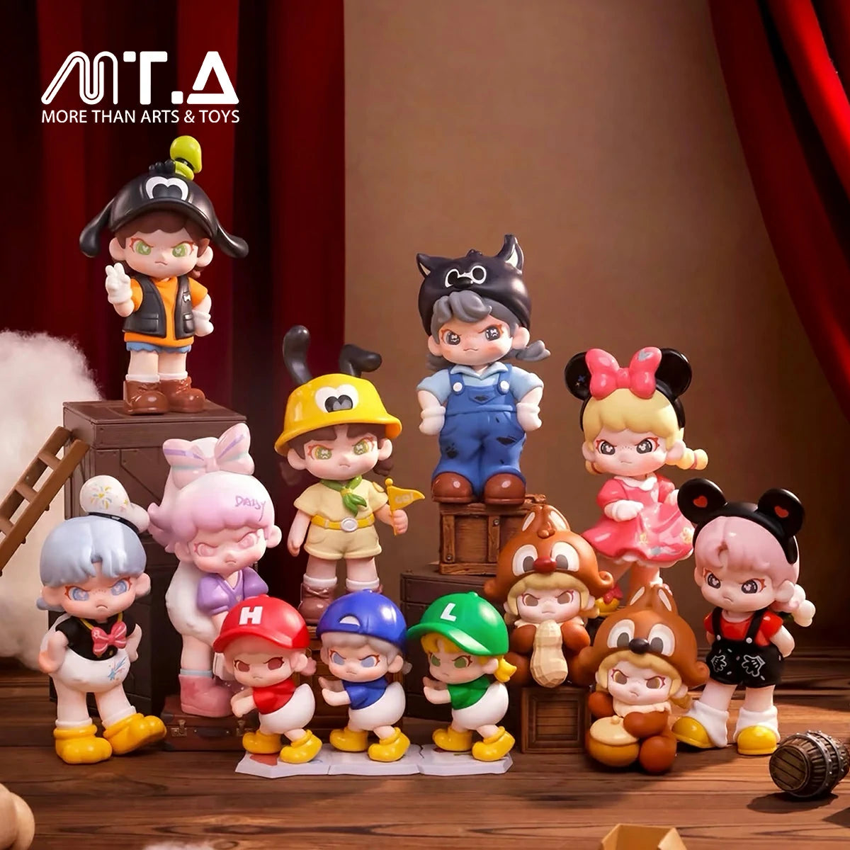 Disney DORA Loves Mickey Series Figures Blind Box